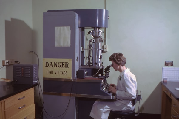 The revolution of cry-electron microscopy in life sciences research